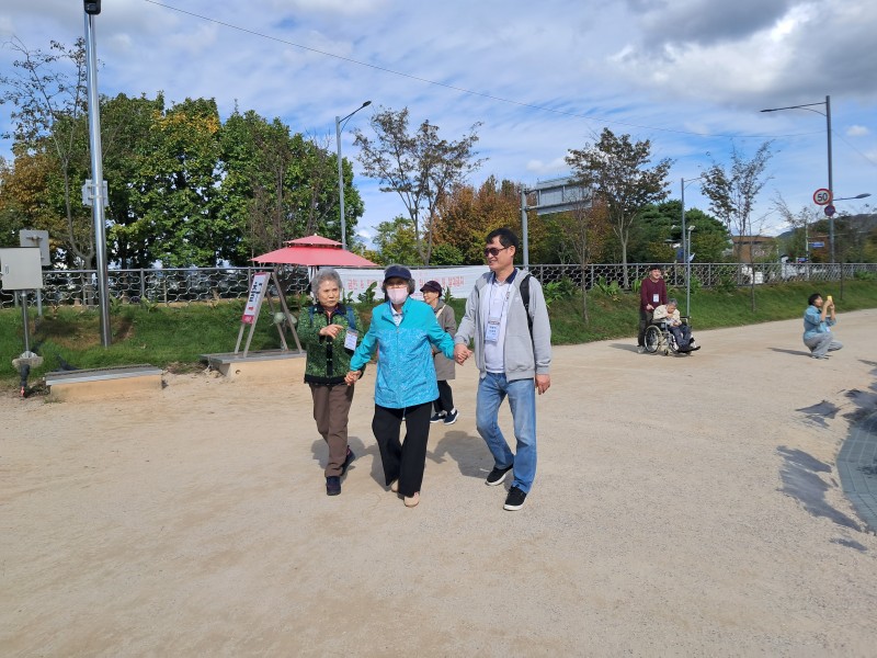 ac98b81c44554ade86a840d42aabb677_1761539950_3997.jpg