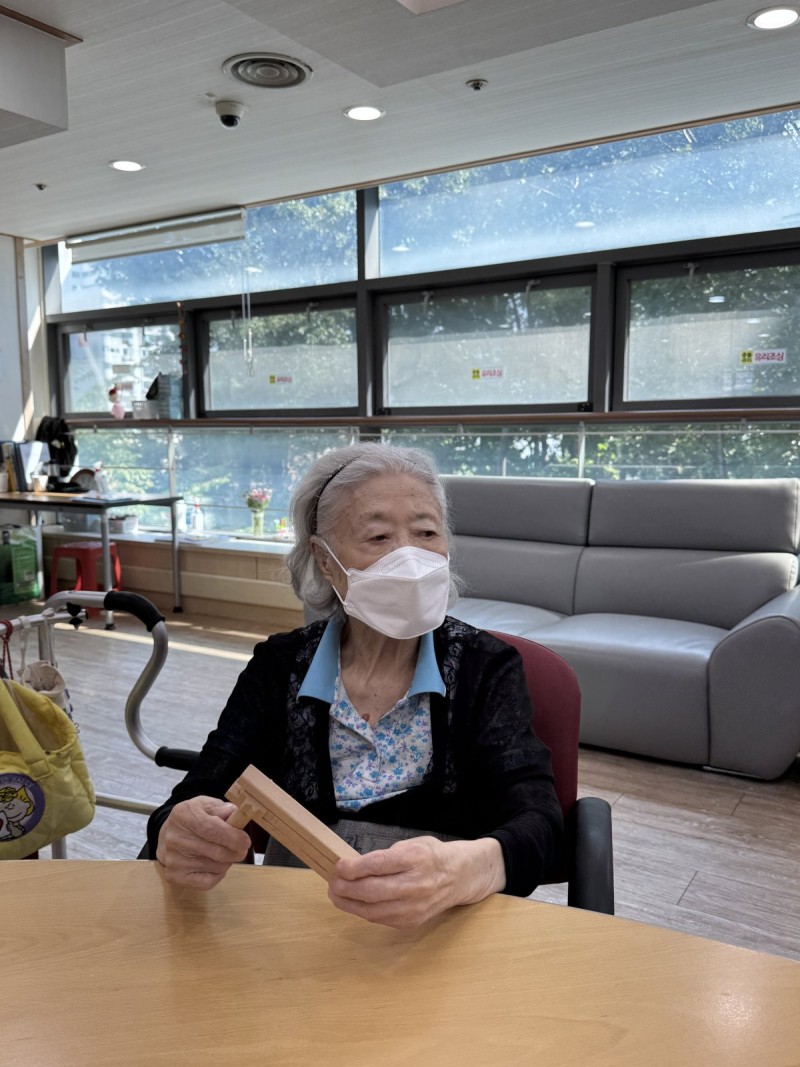 도봉실버센터 9월14일 악기테라피 프로그램입니다.(전층) 사진 3