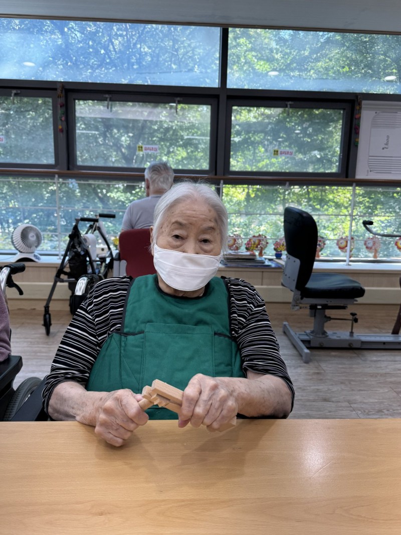 도봉실버센터 9월14일 악기테라피 프로그램입니다.(전층) 사진 6