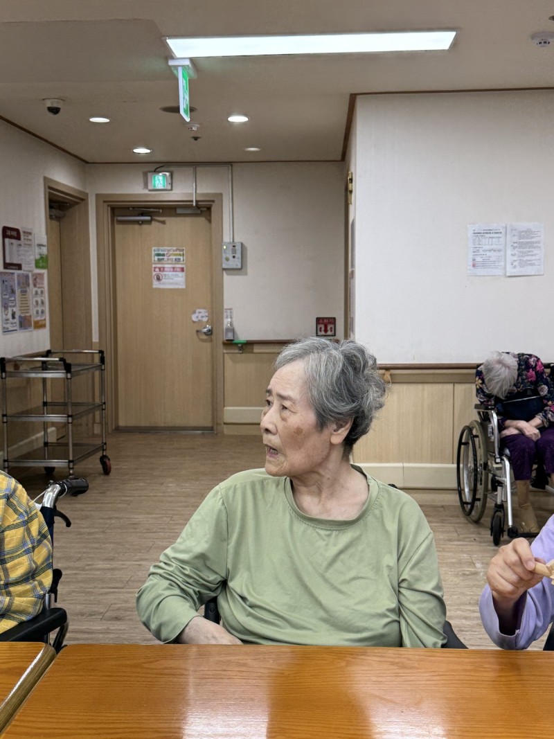 도봉실버센터 9월14일 악기테라피 프로그램입니다.(전층) 사진 24