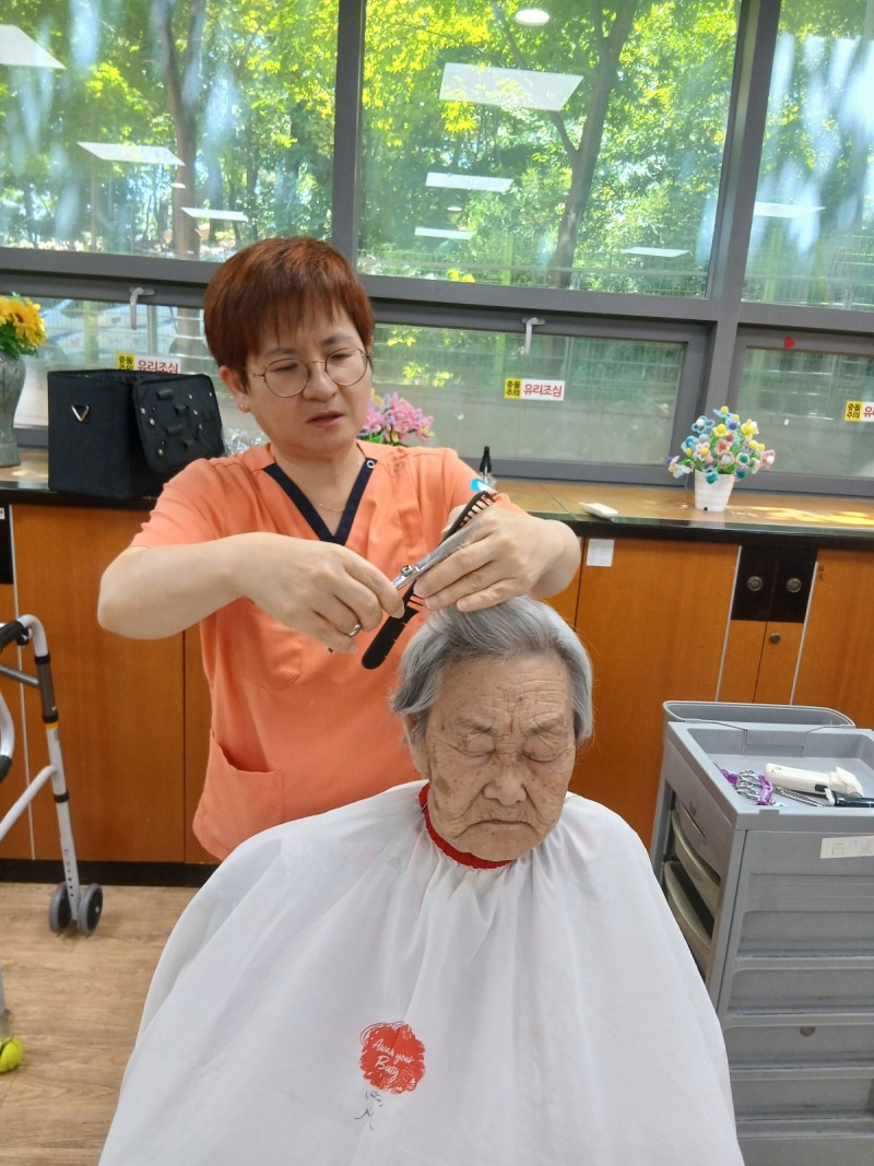 도봉실버센터 2026년 8월 이미용서비스 사진 3