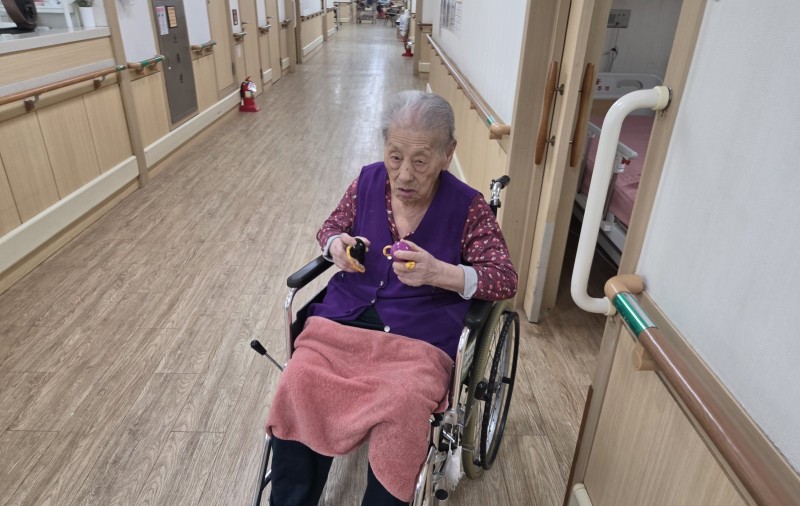 도봉실버센터 9월28일 악기테라피 프로그램입니다.(전층) 사진 33