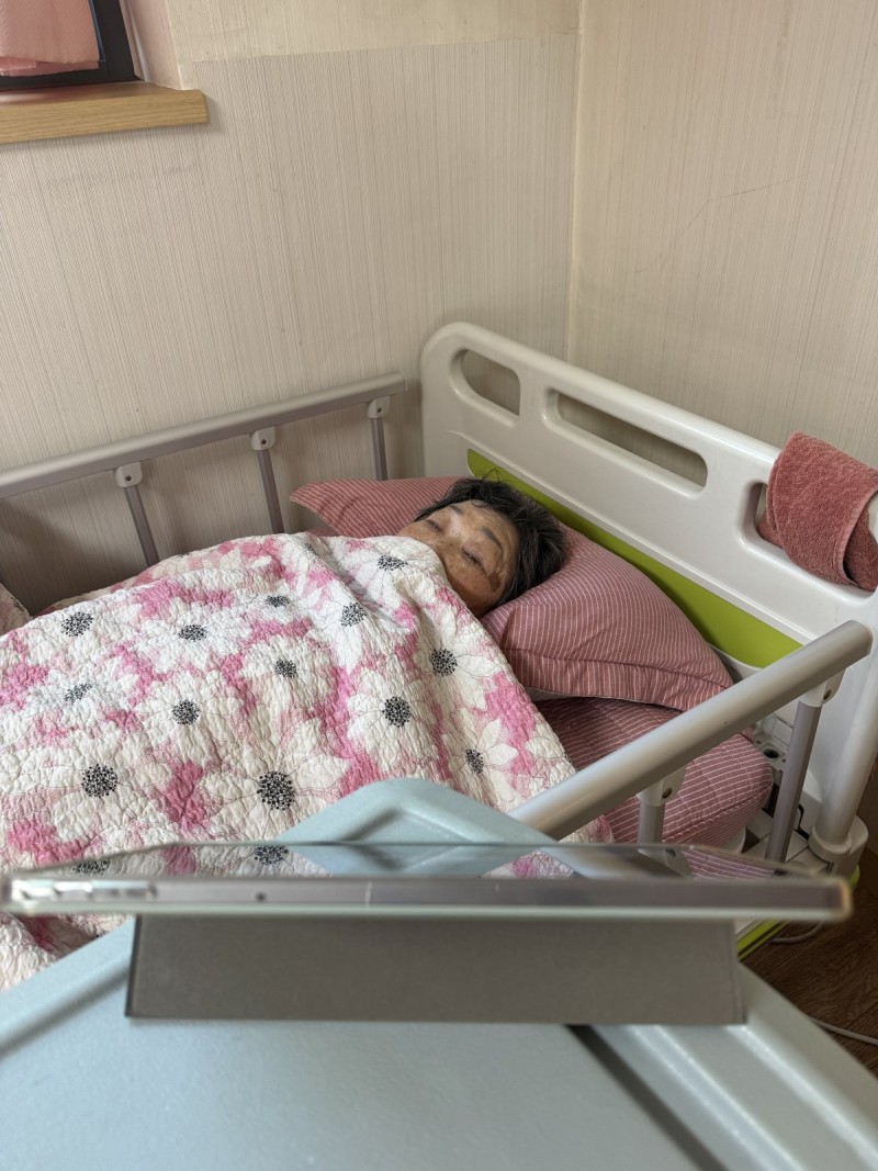 도봉실버센터 9월8일 영상 감상 프로그램입니다.(전층:25개월 34kg 슈퍼 베이비) 사진 4