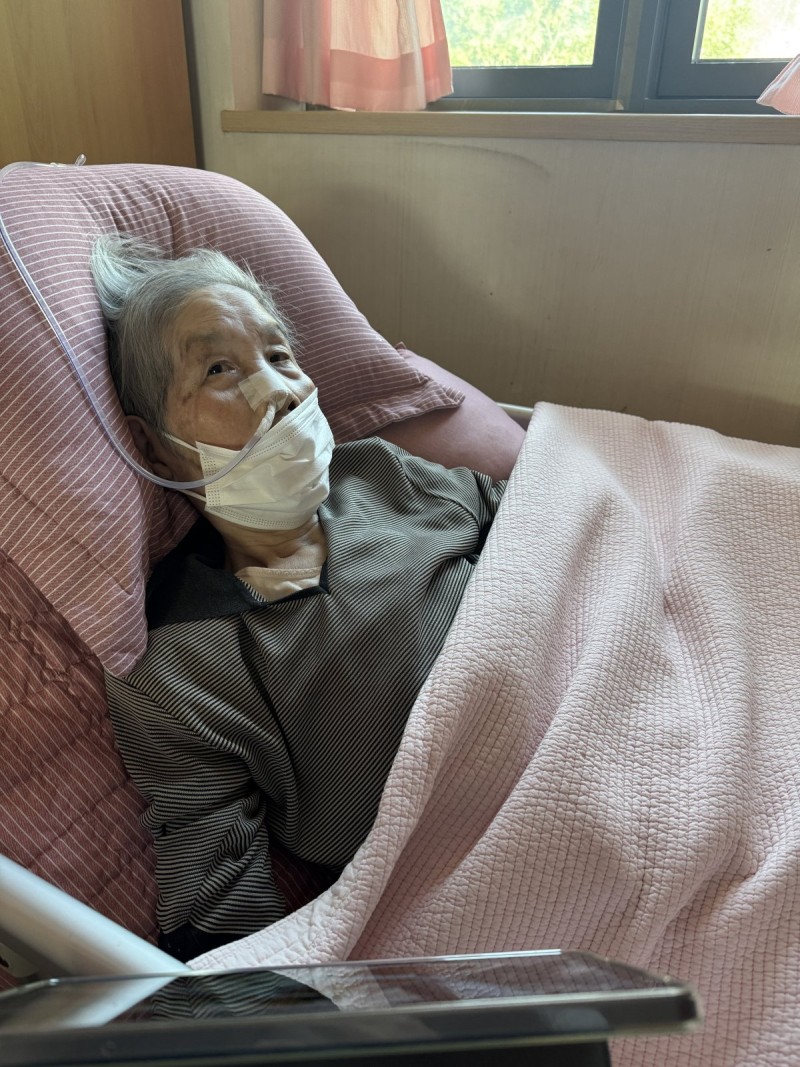 도봉실버센터 9월15일 영상 감상 프로그램입니다.(전층:199cm 여자 중학생의 하루) 사진 2