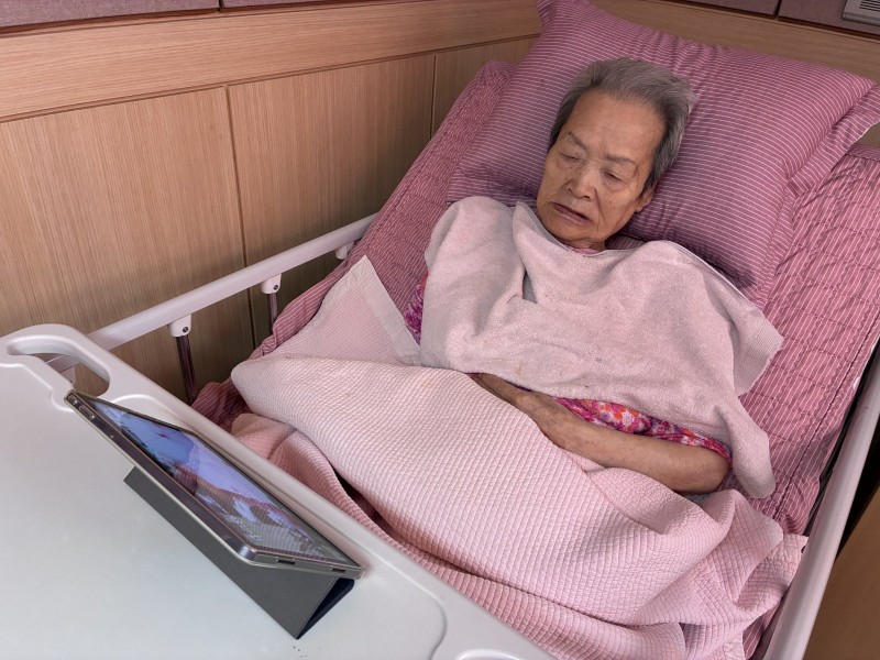 도봉실버센터 9월15일 영상 감상 프로그램입니다.(전층:199cm 여자 중학생의 하루) 사진 3
