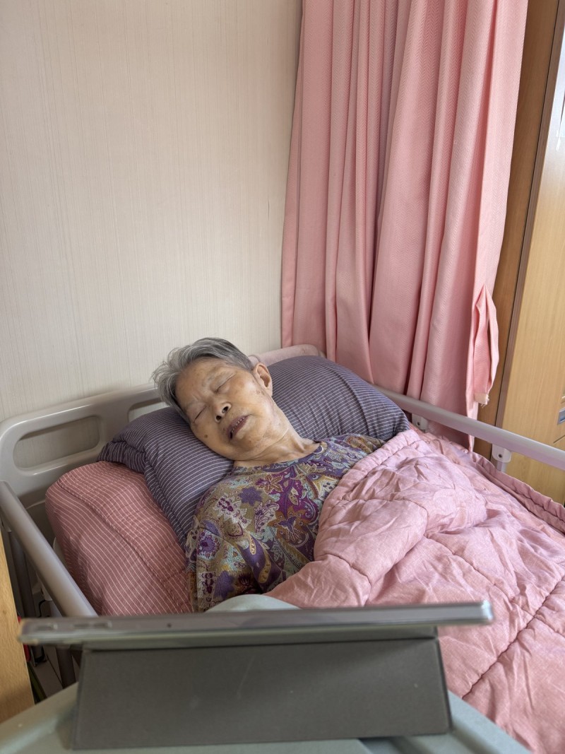 도봉실버센터 9월15일 영상 감상 프로그램입니다.(전층:199cm 여자 중학생의 하루) 사진 5
