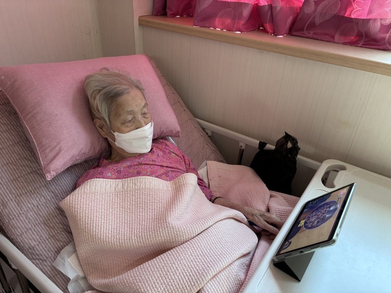 도봉실버센터 9월15일 영상 감상 프로그램입니다.(전층:199cm 여자 중학생의 하루) 사진 17