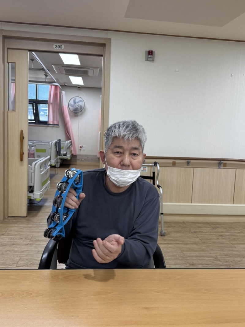 도봉실버센터 9월21일 악기테라피 프로그램입니다.(전층) 사진 16