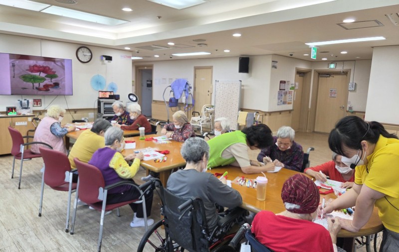 도봉실버센터 9월22일 원예활동 프로그램입니다.(2,4층) 사진 4