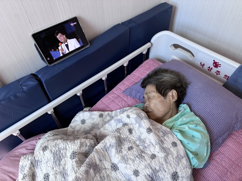 도봉실버센터 9월16일 음악 감상 프로그램입니다.(전층:한국인이 사랑하는 트로트 명곡) 사진 5