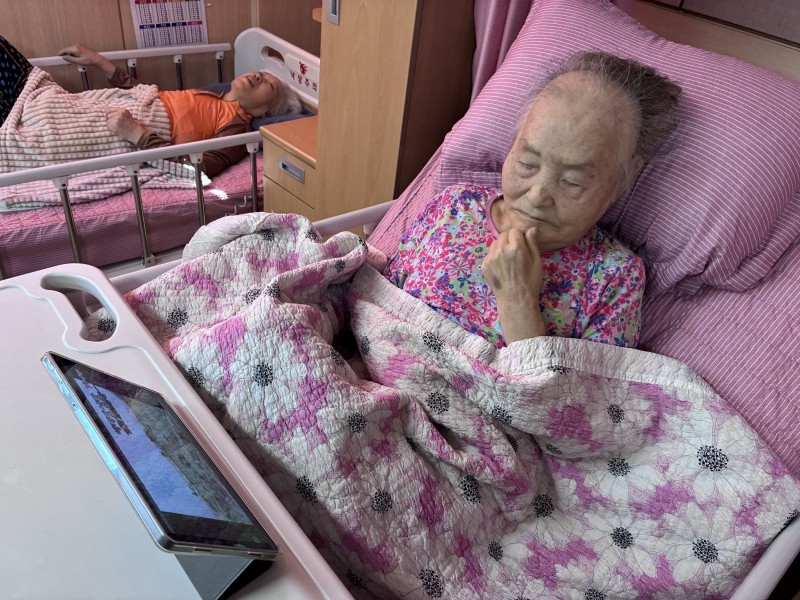 도봉실버센터 9월9일 음악 감상 프로그램입니다.(전층:천상계 꺾기 여신이 부르는 정통 트롯) 사진 2
