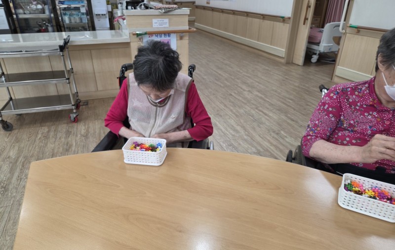 도봉실버센터 9월23일 인지교구 프로그램입니다.(전층) 사진 6