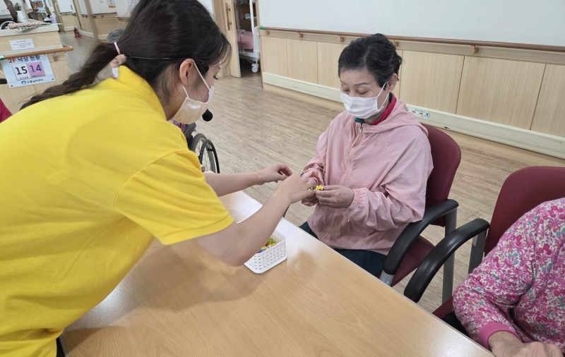 도봉실버센터 9월23일 인지교구 프로그램입니다.(전층) 사진 8