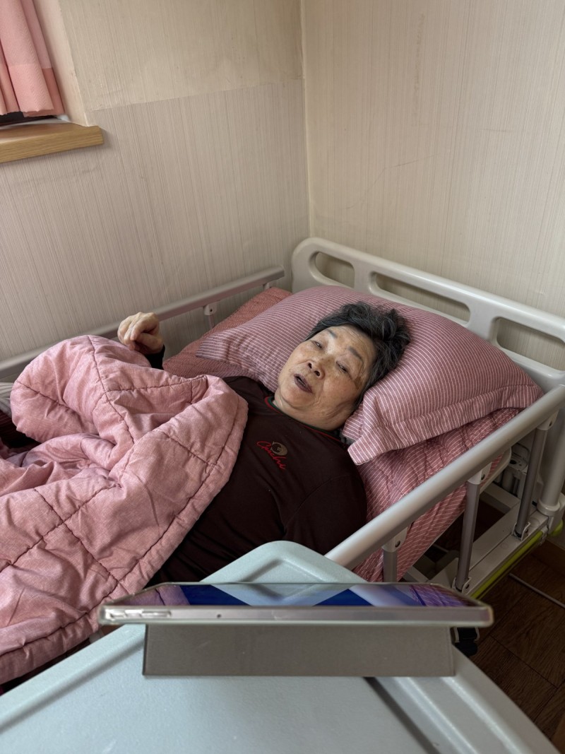 도봉실버센터 9월30일 음악 감상 프로그램입니다.(전층:가요무대 격변기 명곡) 사진 12