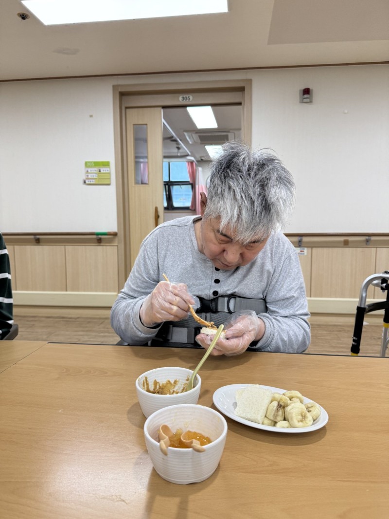 도봉실버센터 9월18일 요리교실 프로그램입니다.(전층) 사진 15