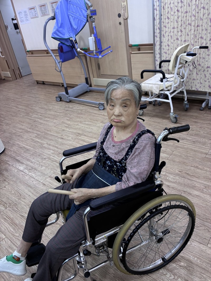도봉실버센터 9월7일 악기테라피 프로그램입니다.(전층) 사진 3