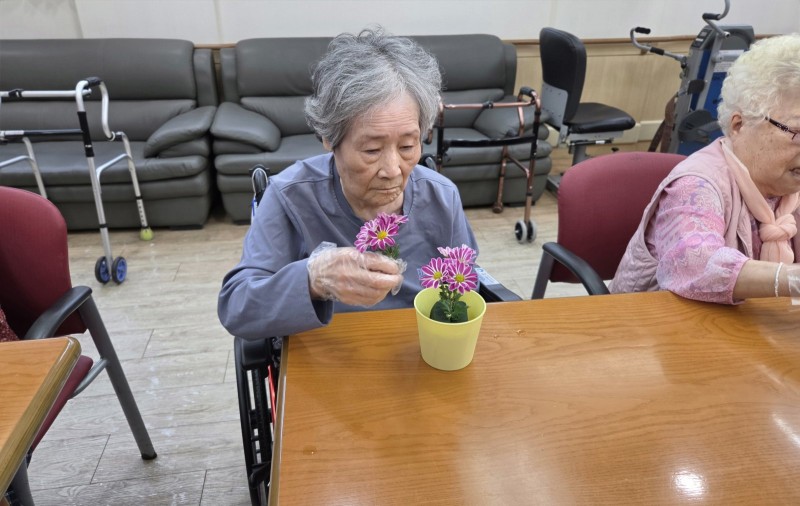 도봉실버센터 10월13일 원예활동 프로그램입니다.(2,4층) 사진 5