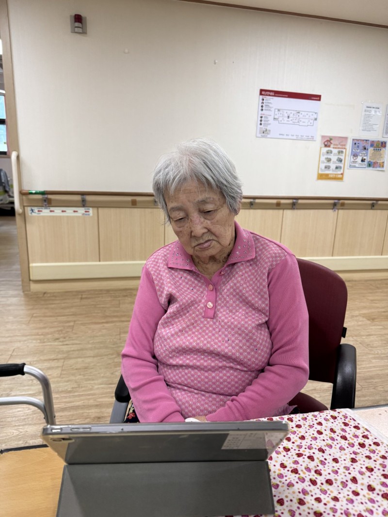 도봉실버센터 10월5일 영상 감상 프로그램입니다.(전층:인기동화 연속보기) 사진 1