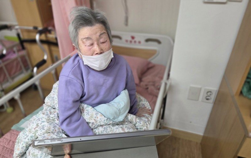 도봉실버센터 10월5일 영상 감상 프로그램입니다.(전층:인기동화 연속보기) 사진 7