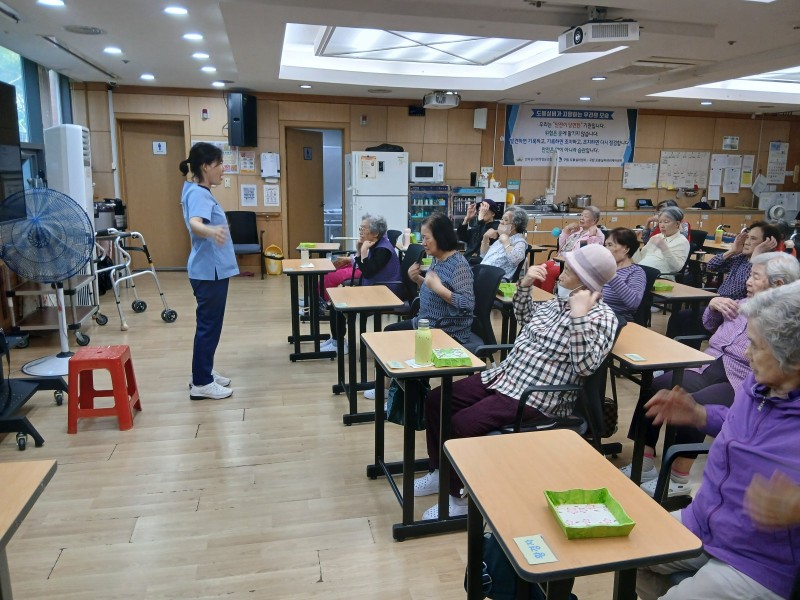 도봉실버센터 2026년 9월 실버체조 사진 8