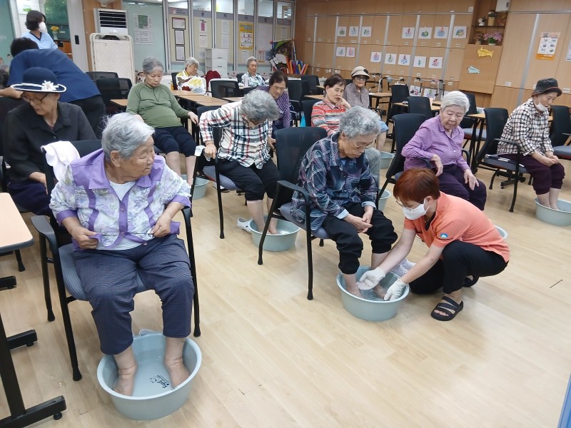 도봉실버센터 2026년 9월 족욕 사진 2