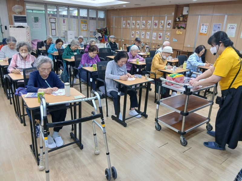 도봉실버센터 2026년 9월 외부강사프로그램 사진 32