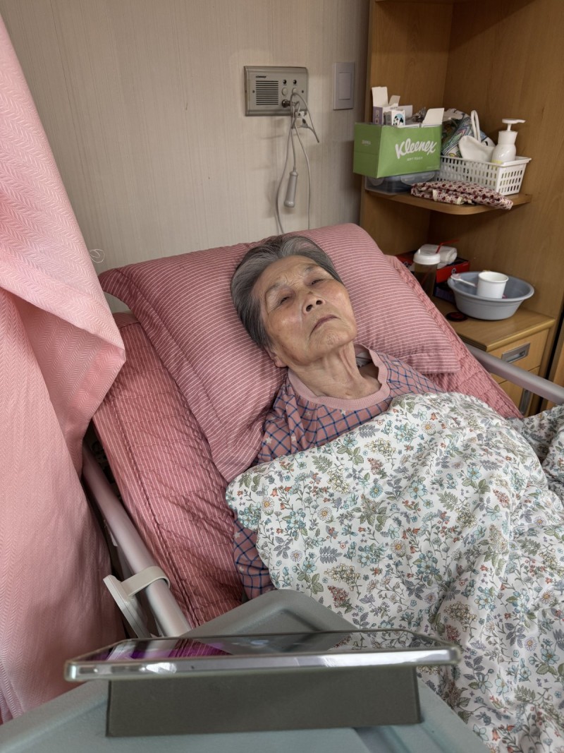 도봉실버센터 10월7일 음악 감상 프로그램입니다.(전층:더 트롯쇼 무대 모음) 사진 19