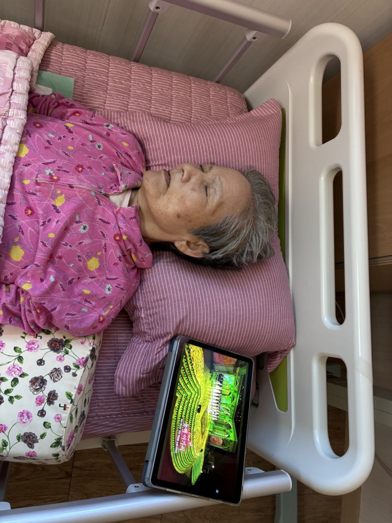도봉실버센터 10월28일 음악 감상 프로그램입니다.(전층:한가위에 가족과 함께 듣는 신나는 트로트 노래 모음) 사진 2