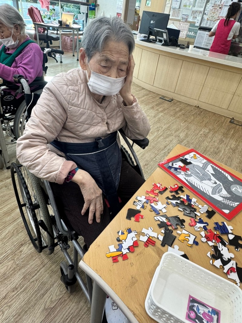 도봉실버센터 10월28일 인지교구 프로그램입니다.(전층) 사진 32