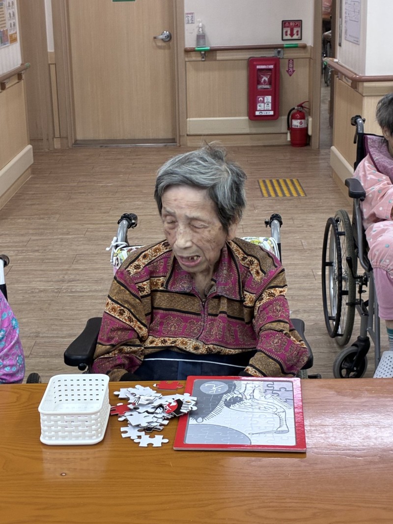 도봉실버센터 10월28일 인지교구 프로그램입니다.(전층) 사진 48