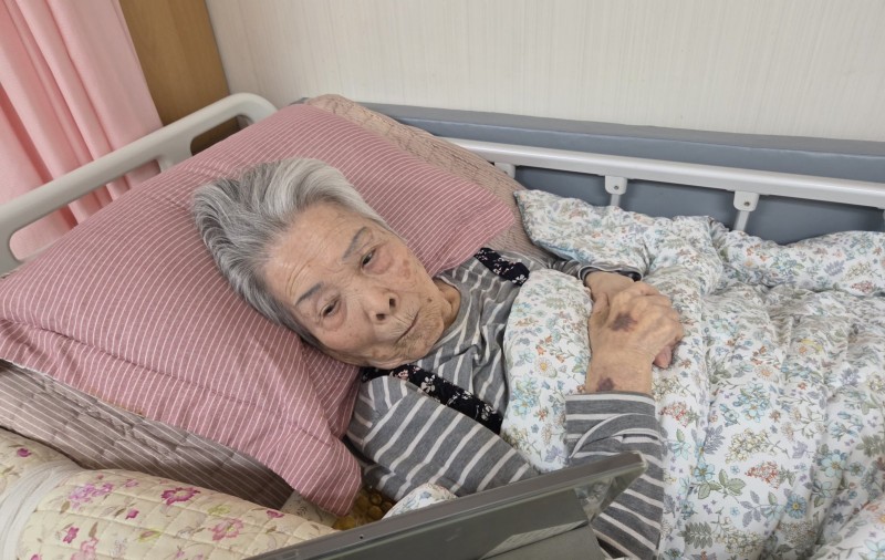 도봉실버센터 10월27일 영상 감상 프로그램입니다.(전층:스키즈와 로운이의 육아 일기) 사진 2