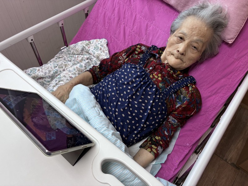 도봉실버센터 10월21일 음악 감상 프로그램입니다.(전층:무대를 압도하는 가수들이 모였다) 사진 9