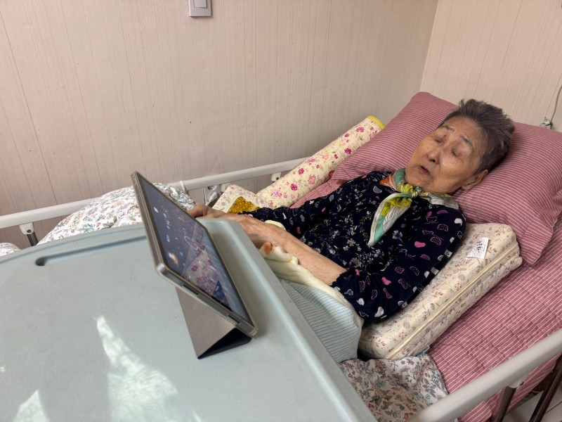 도봉실버센터 10월21일 음악 감상 프로그램입니다.(전층:무대를 압도하는 가수들이 모였다) 사진 15