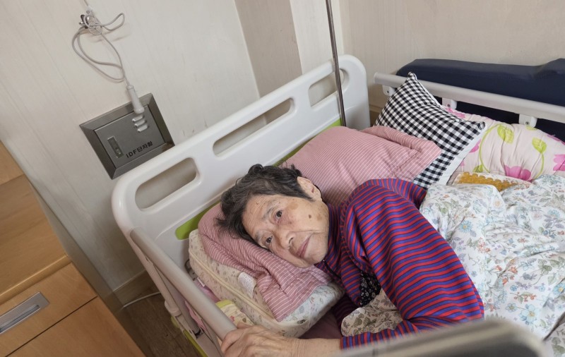 도봉실버센터 10월13일 영상 감상 프로그램입니다.(전층:같은 희귀병을 앓는 단짝 친구) 사진 8