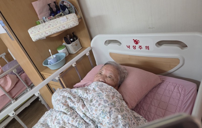 도봉실버센터 10월13일 영상 감상 프로그램입니다.(전층:같은 희귀병을 앓는 단짝 친구) 사진 9