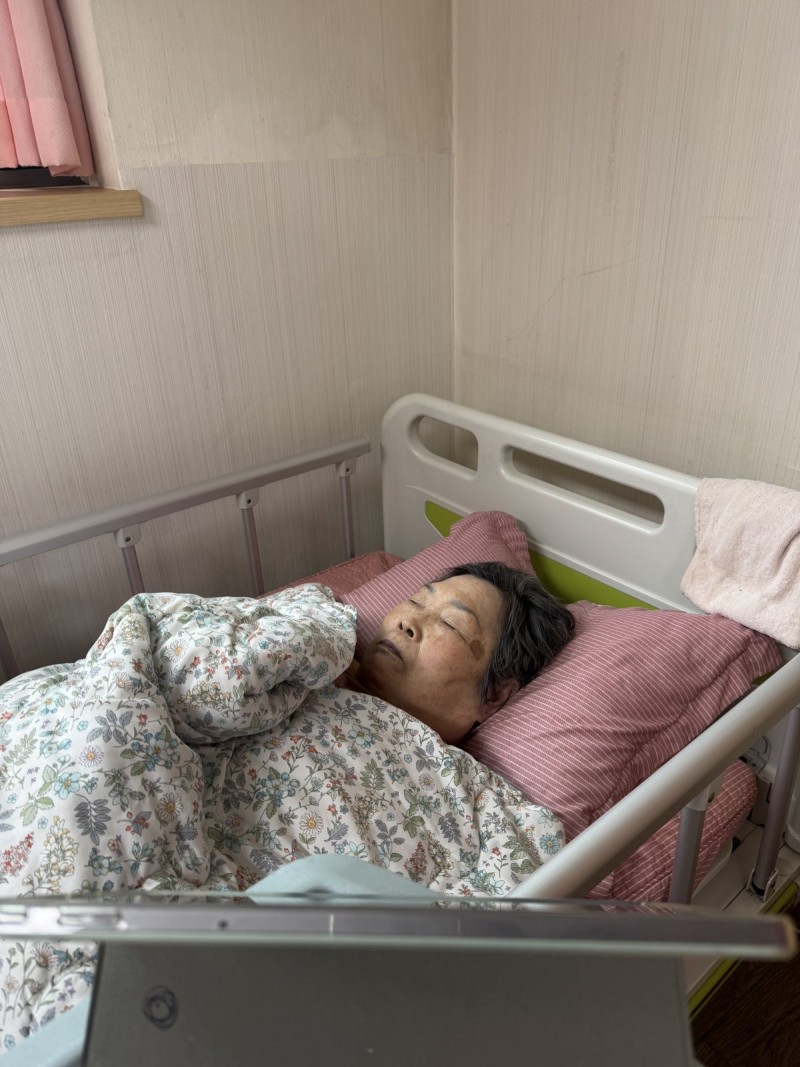 도봉실버센터 10월13일 영상 감상 프로그램입니다.(전층:같은 희귀병을 앓는 단짝 친구) 사진 19