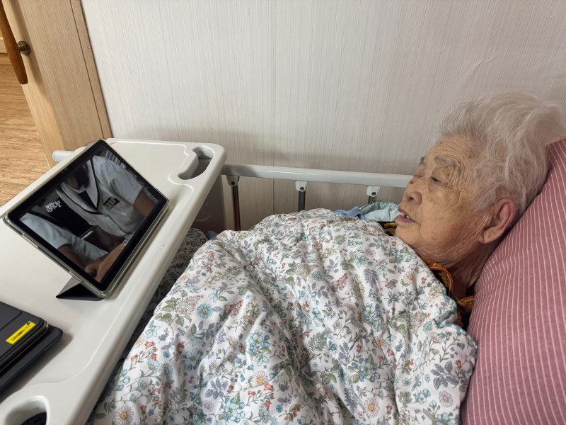 도봉실버센터 10월13일 영상 감상 프로그램입니다.(전층:같은 희귀병을 앓는 단짝 친구) 사진 22