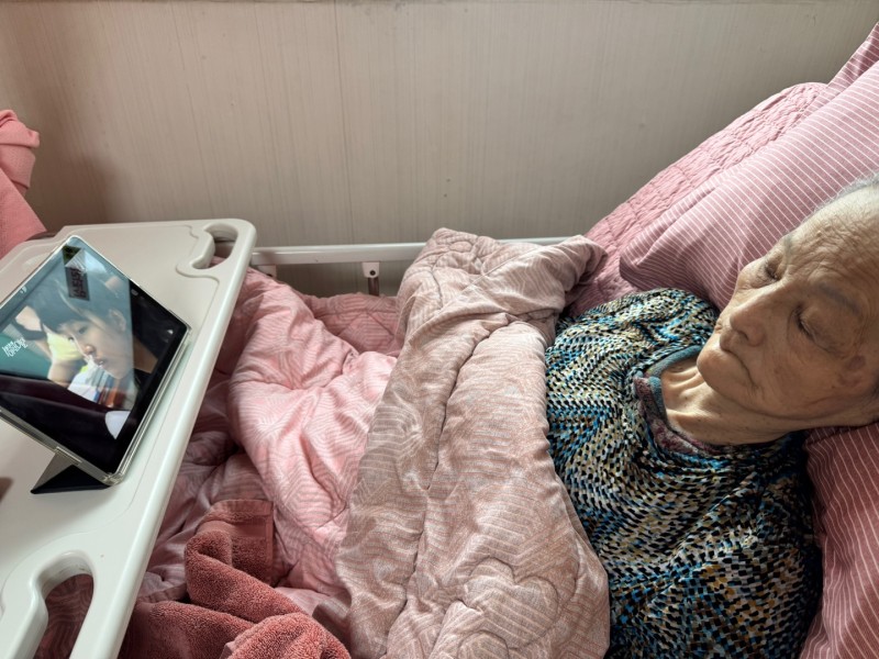 도봉실버센터 10월13일 영상 감상 프로그램입니다.(전층:같은 희귀병을 앓는 단짝 친구) 사진 36