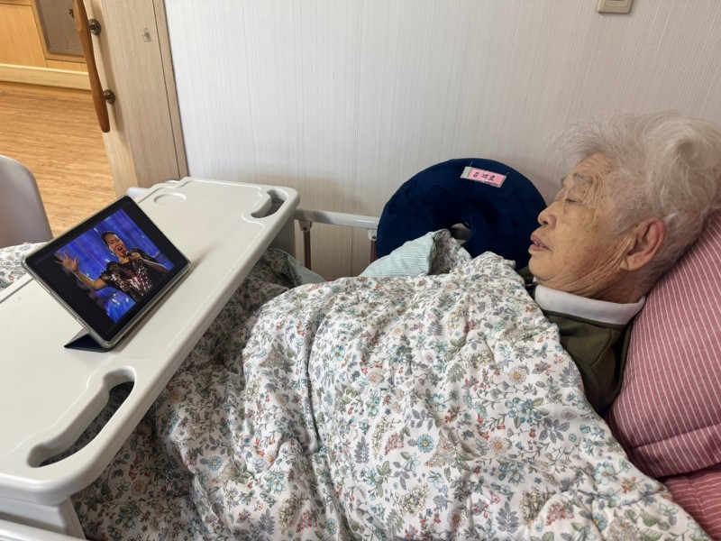 도봉실버센터 10월14일 음악 감상 프로그램입니다.(전층:불후의 명곡 패티김 특집) 사진 15