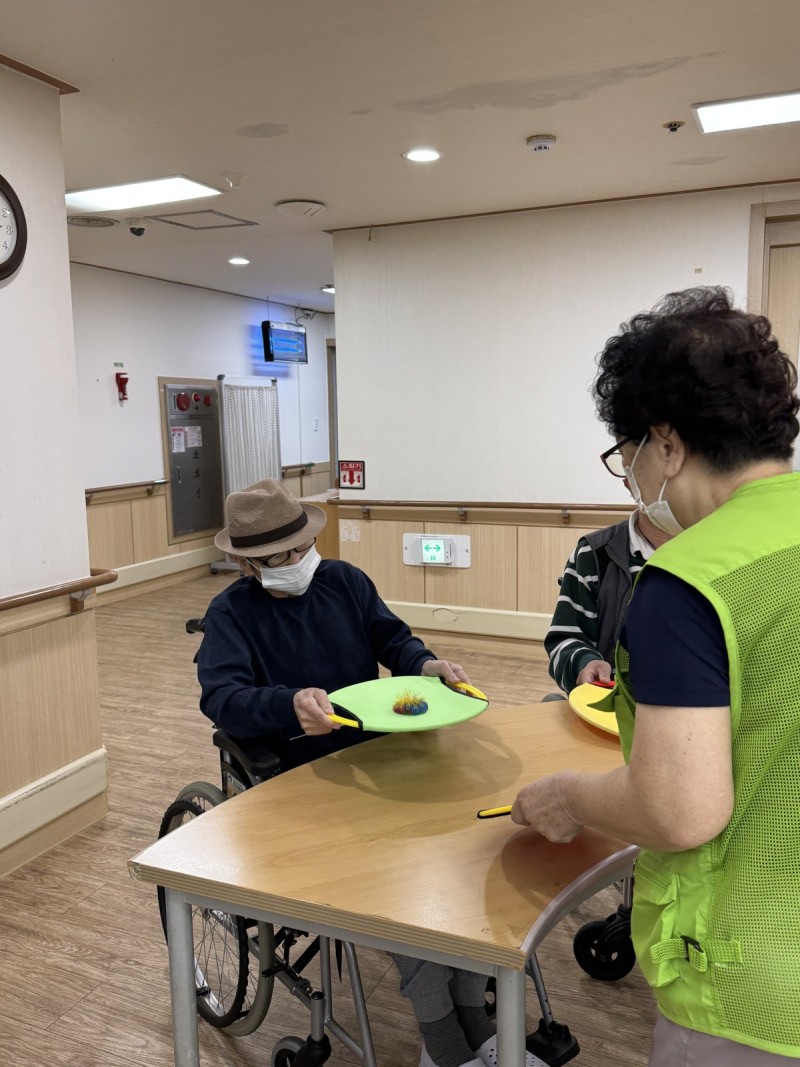 도봉실버센터 10월15일 생활운동 프로그램입니다.(전층) 사진 12