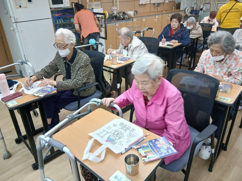 도봉실버센터 2026년 10월 외부강사프로그램 사진 13
