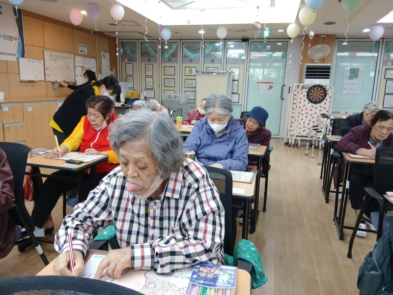 도봉실버센터 2026년 10월 외부강사프로그램 사진 27