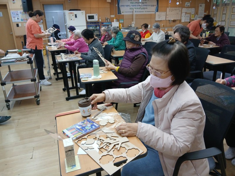 도봉실버센터 2026년 10월 외부강사프로그램 사진 29
