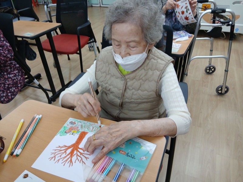 도봉실버센터 2026년 10월 외부강사프로그램 사진 30