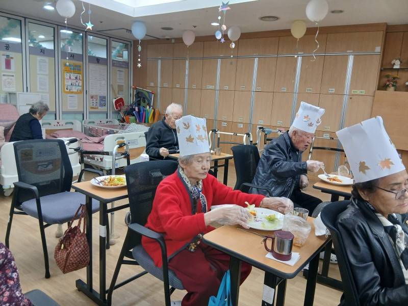 도봉실버센터 2026년 10월 요리교실 사진 12