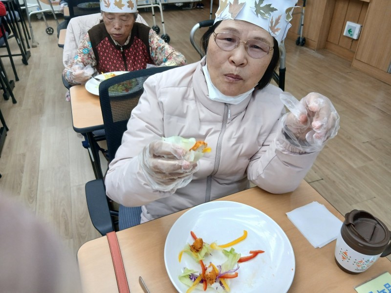 도봉실버센터 2026년 10월 요리교실 사진 15