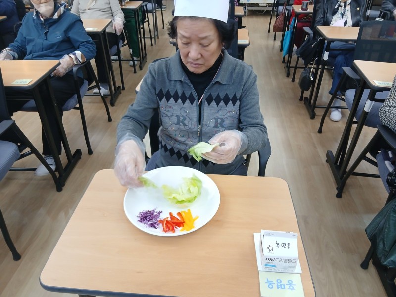 도봉실버센터 2026년 10월 요리교실 사진 7